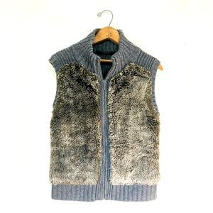 GUESS Y2K Faux Fur Teddy Crochet Full Zip Up Vest Size Large